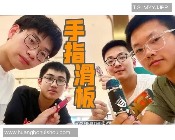 重庆滑板队边路渗透革新探秘：技术与战术的完美结合之路