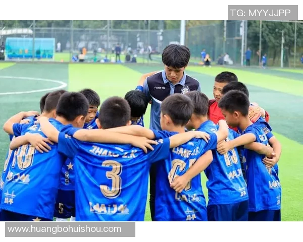 川崎前锋与滑水鼓动的激烈对决展现足球魅力与团队精神 川崎前锋与滑水鼓动的激烈对决展现足球魅力与团队精神