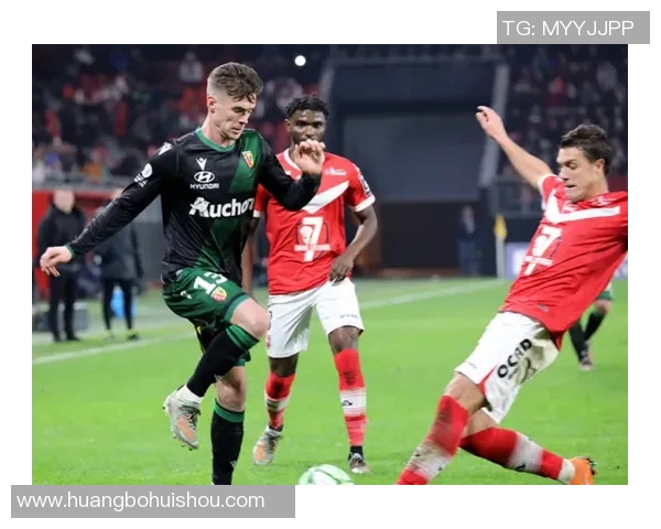 足球尚布利迎战巴黎圣日耳曼全力争胜的精彩对决即将上演