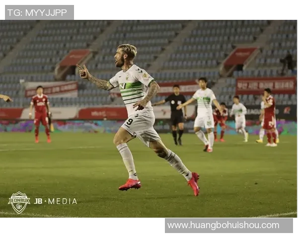 罗森博格与登克尔克的对决分析及比赛前瞻展望