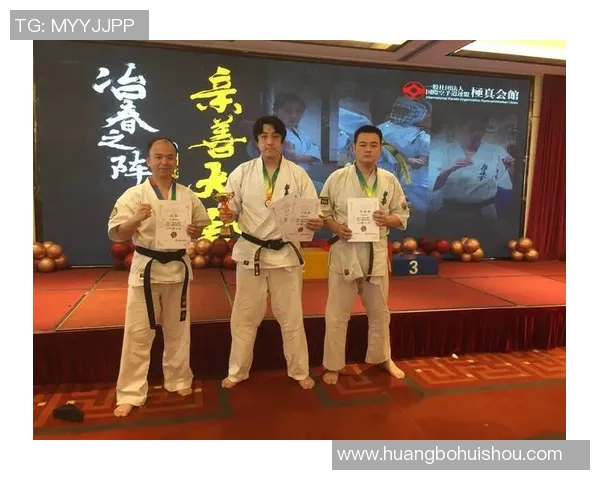 大连超越与延边富德激战正酣谁能在赛场上书写辉煌篇章