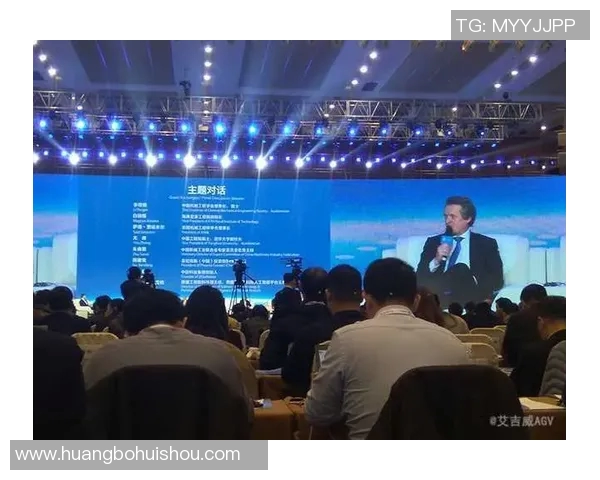 重庆排球队战术引发热议球迷与专家观点大碰撞