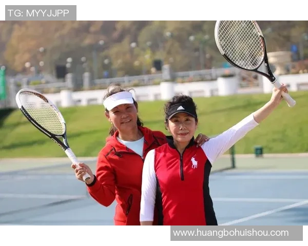 周芳亲述网球技巧与心得体会助你提升球技的秘密分享